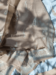 Silk Block Printed Shirt Paired with Khaadi Net Blocked Dupatta and Plain Khaadi Silk Pants. Unstitched